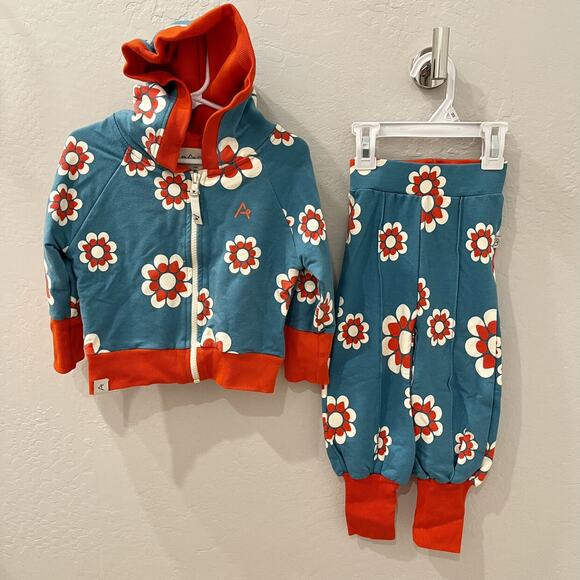 NWT Alba of Denmark Biscay Bay Flower Heaven Tracksuit - Picture 1 of 12